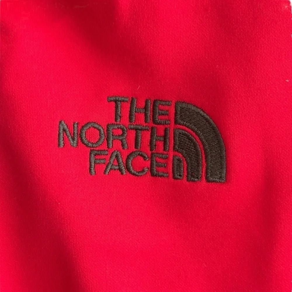The North Face Mens Soft Shell Hoodie Red Gray Jacket Size Small